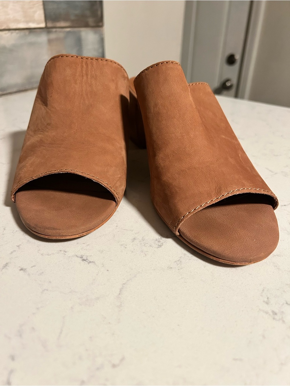 🍀Lucky Brand Nicholia Brown Leather Mules Sandals Chunky Block Heel - Picture 12 of 16